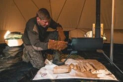 Outwell Robens Klondike Twin Tipi Tent (2023) -Full Camp Gear 130359 klondike twin feature photo8